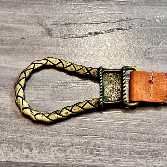 Chicos Italian Leather Brass Tone Waist Belt Size S/M Adjustable Hook Gemstones - Picture 9 of 16